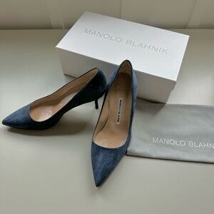 Manolo Blahnik pumps size 7